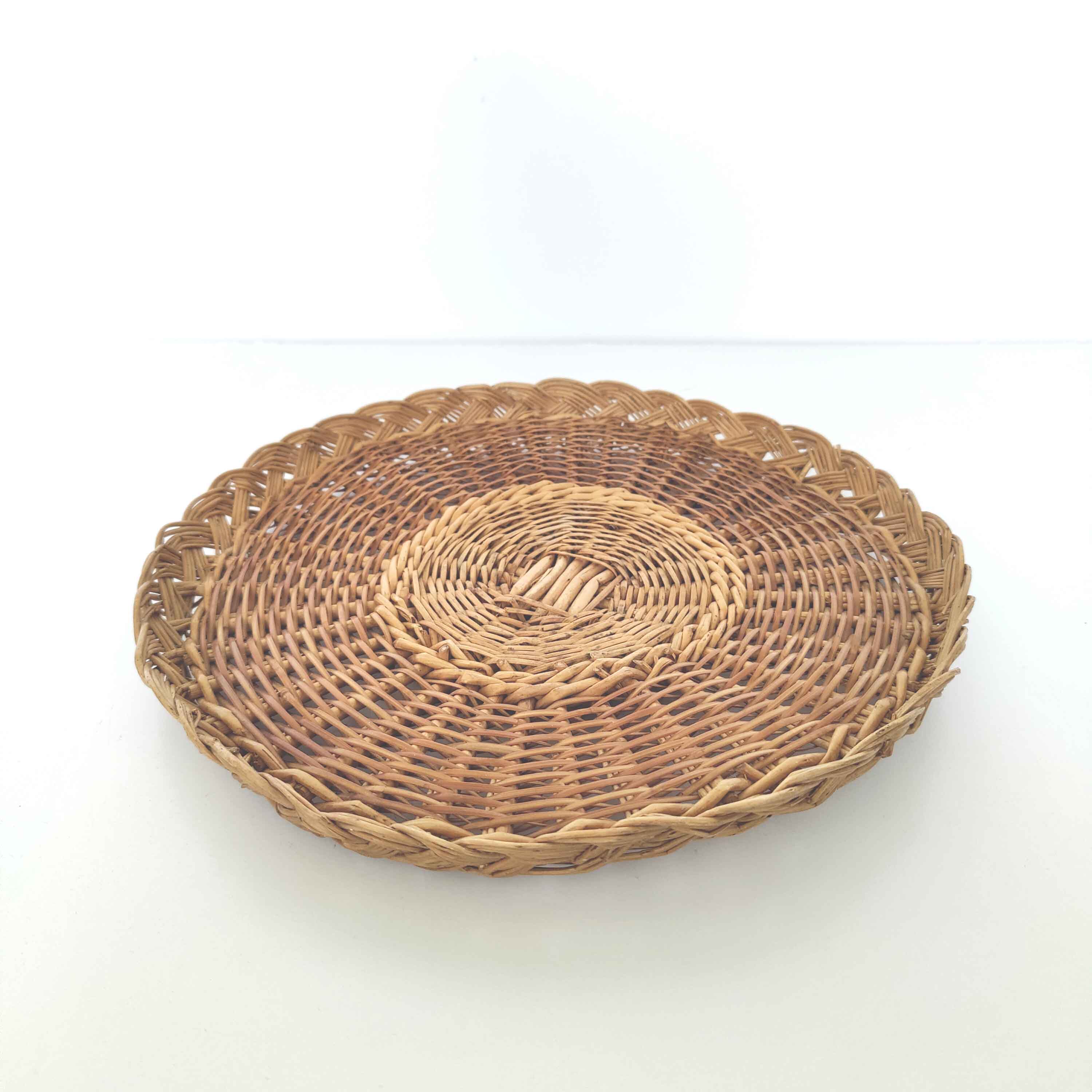 Wicker dish diameter 30cm