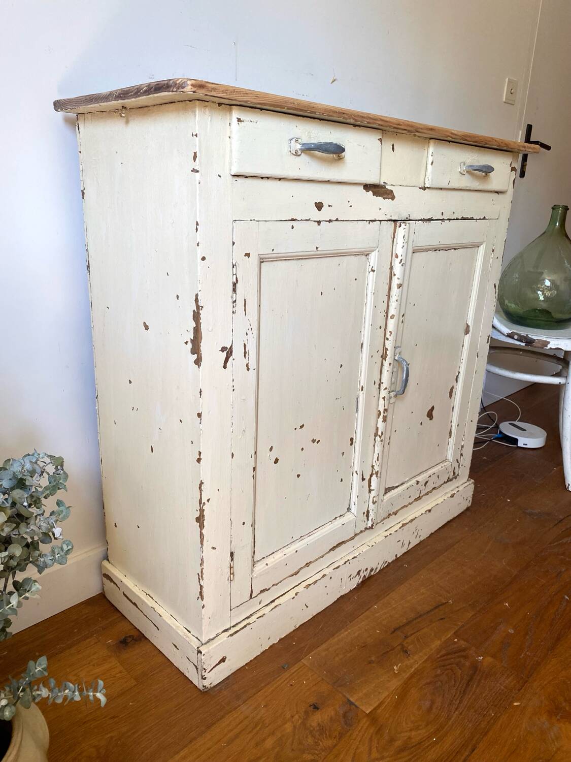 Antique Parisian sideboard in patinated beige wood