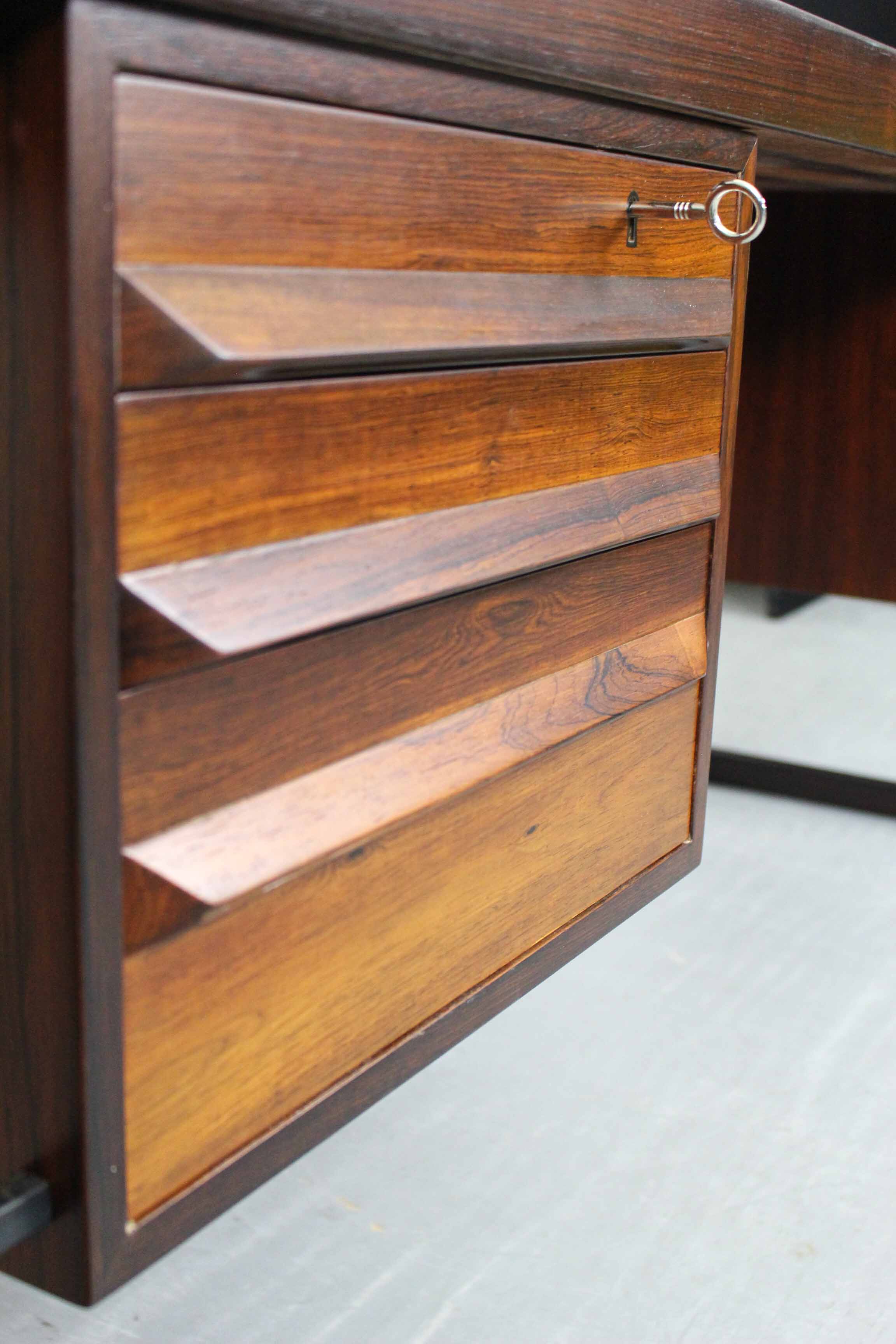 Bureau en palissandre du milieu du siècle par Kai Kristiansen
