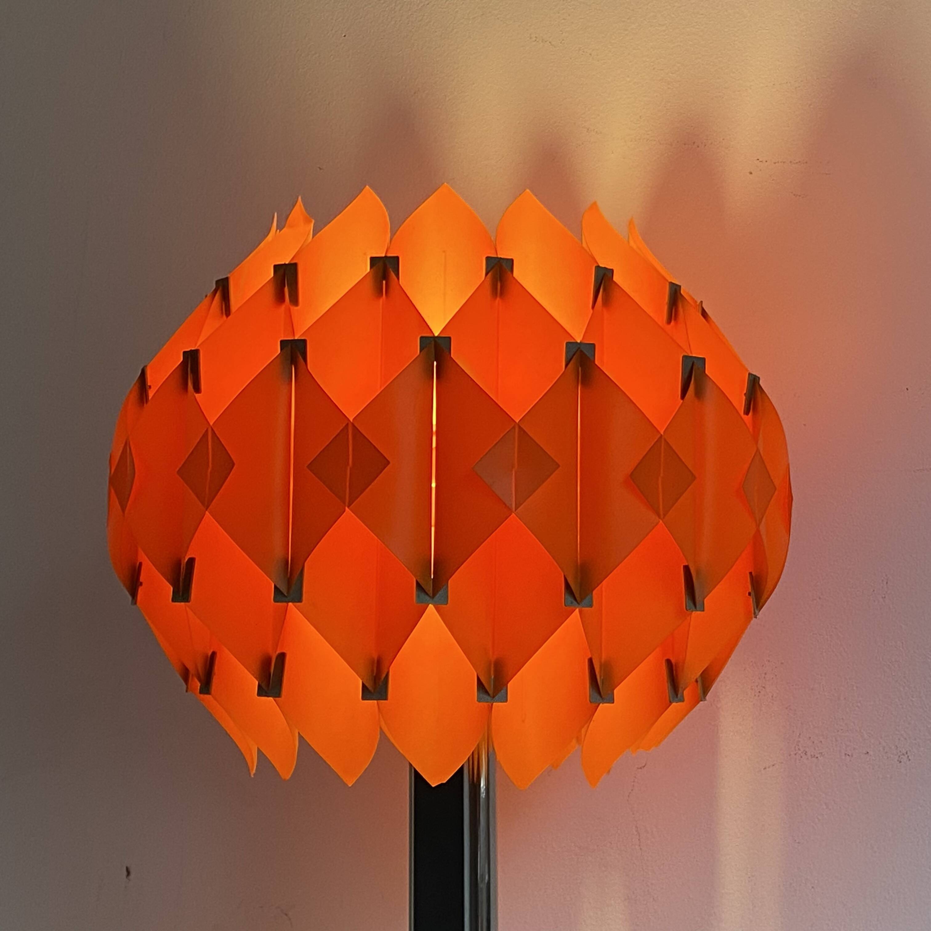 Vintage Butterfly lamp. 1970. Space age.