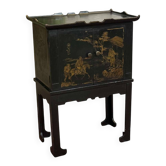 Small painted pine buffet from the 1950s, with Asian decor.