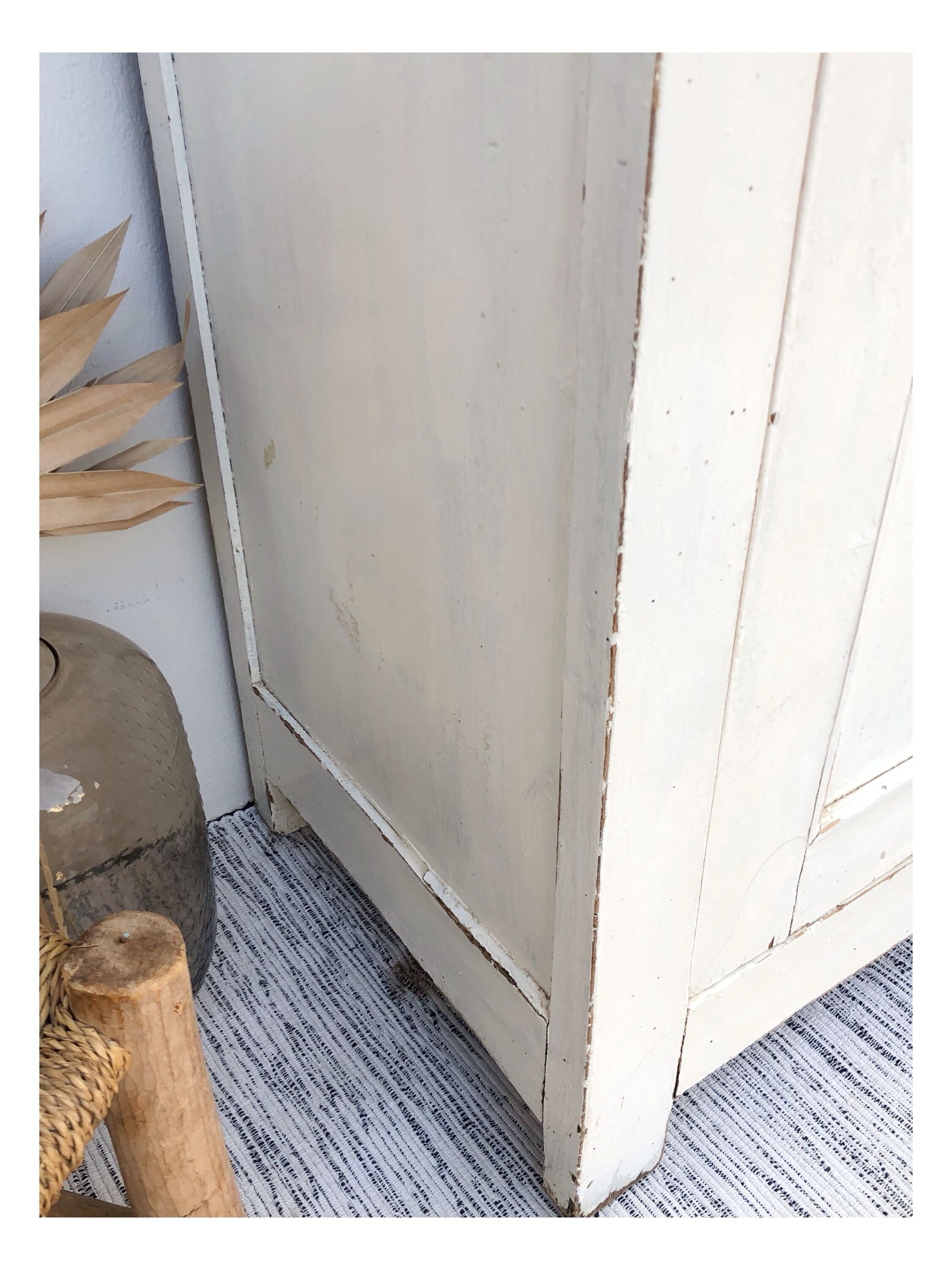 Vintage parisian wardrobe