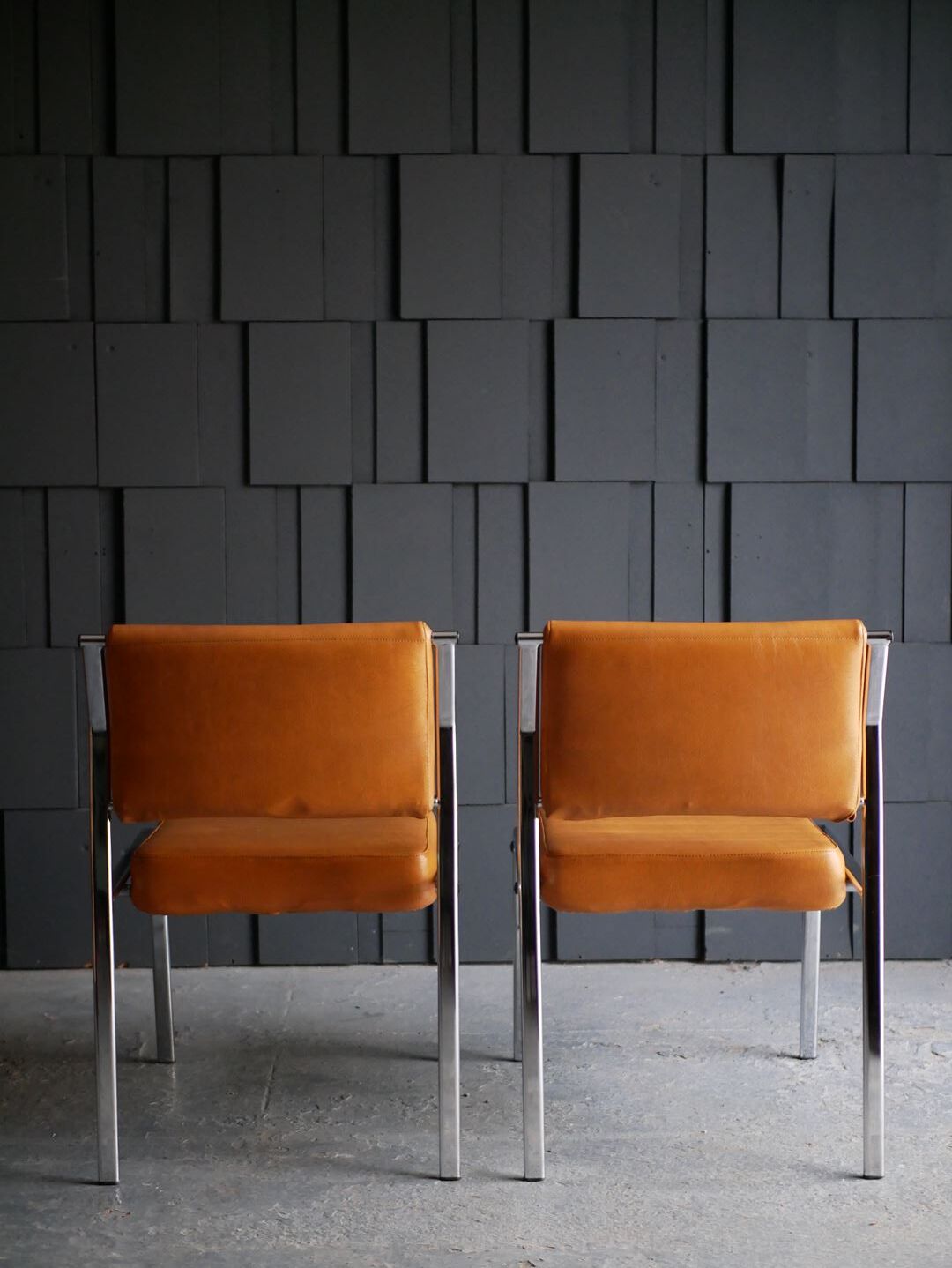Pair of 70s design chairs