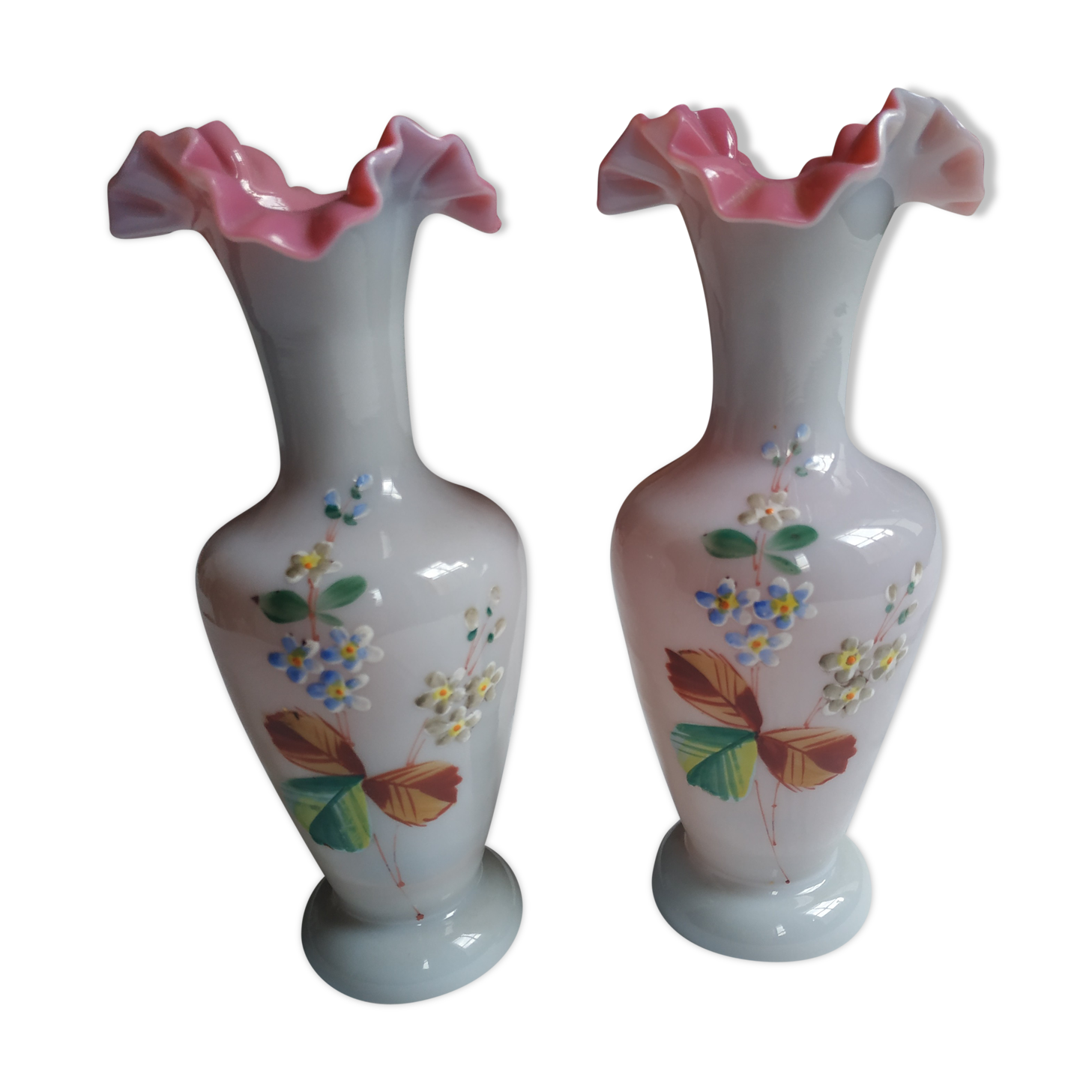 2 vases in pink opaline
