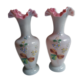 2 vases in pink opaline