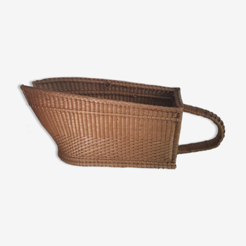 Rattan bottle holder