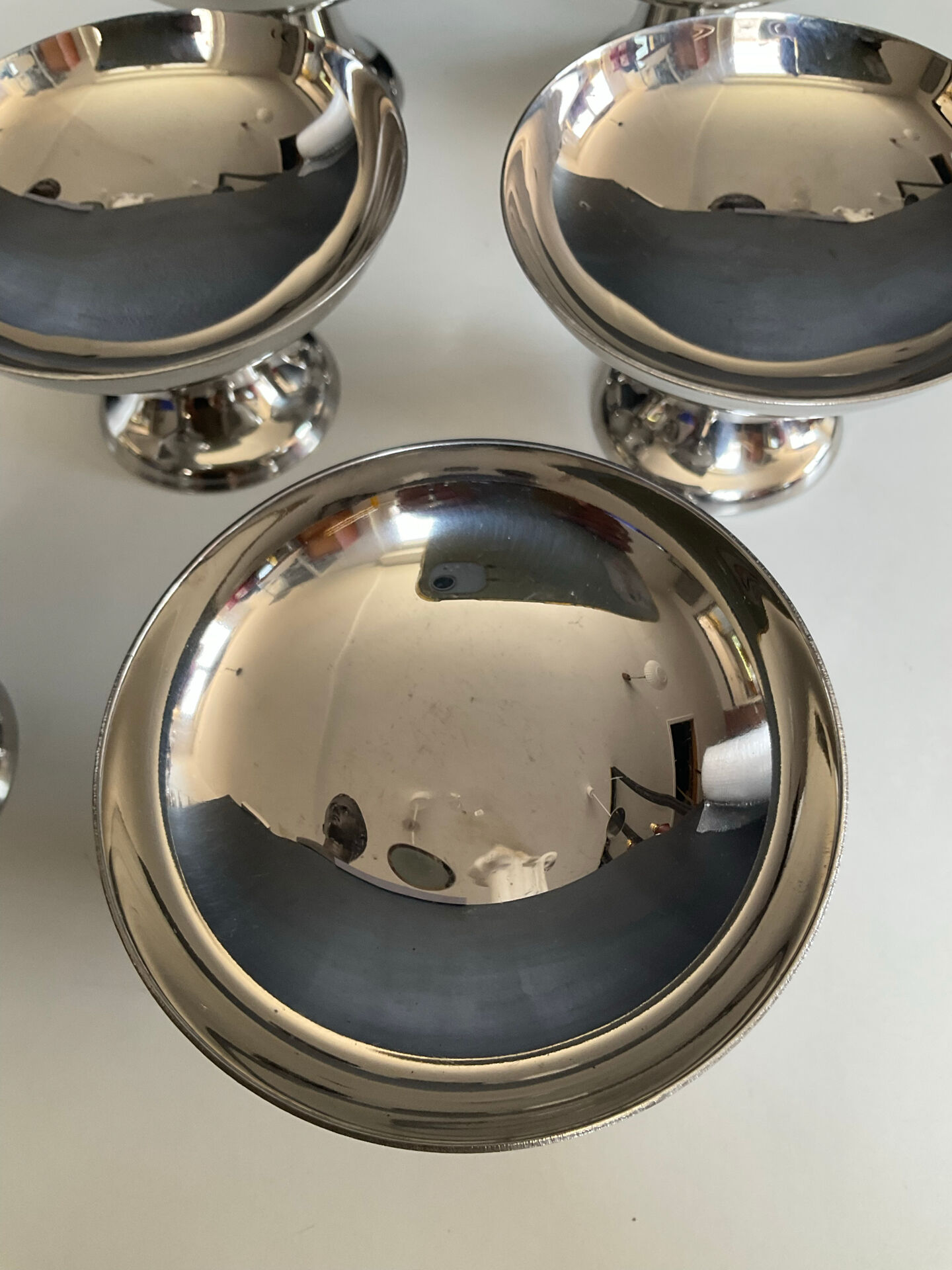 Set of 8 vintage stainless steel ice cream bowls