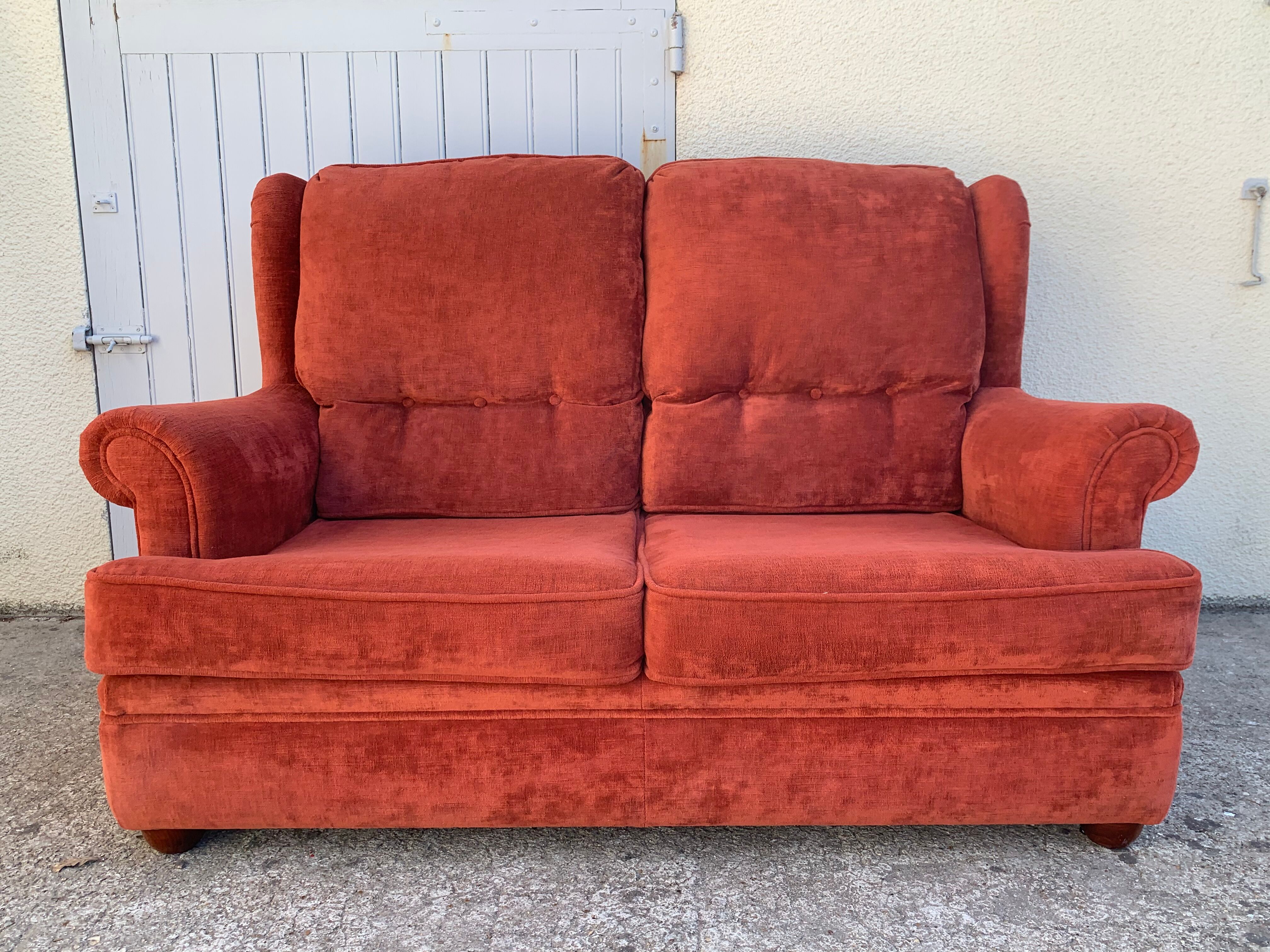 Coral velvet toad sofa