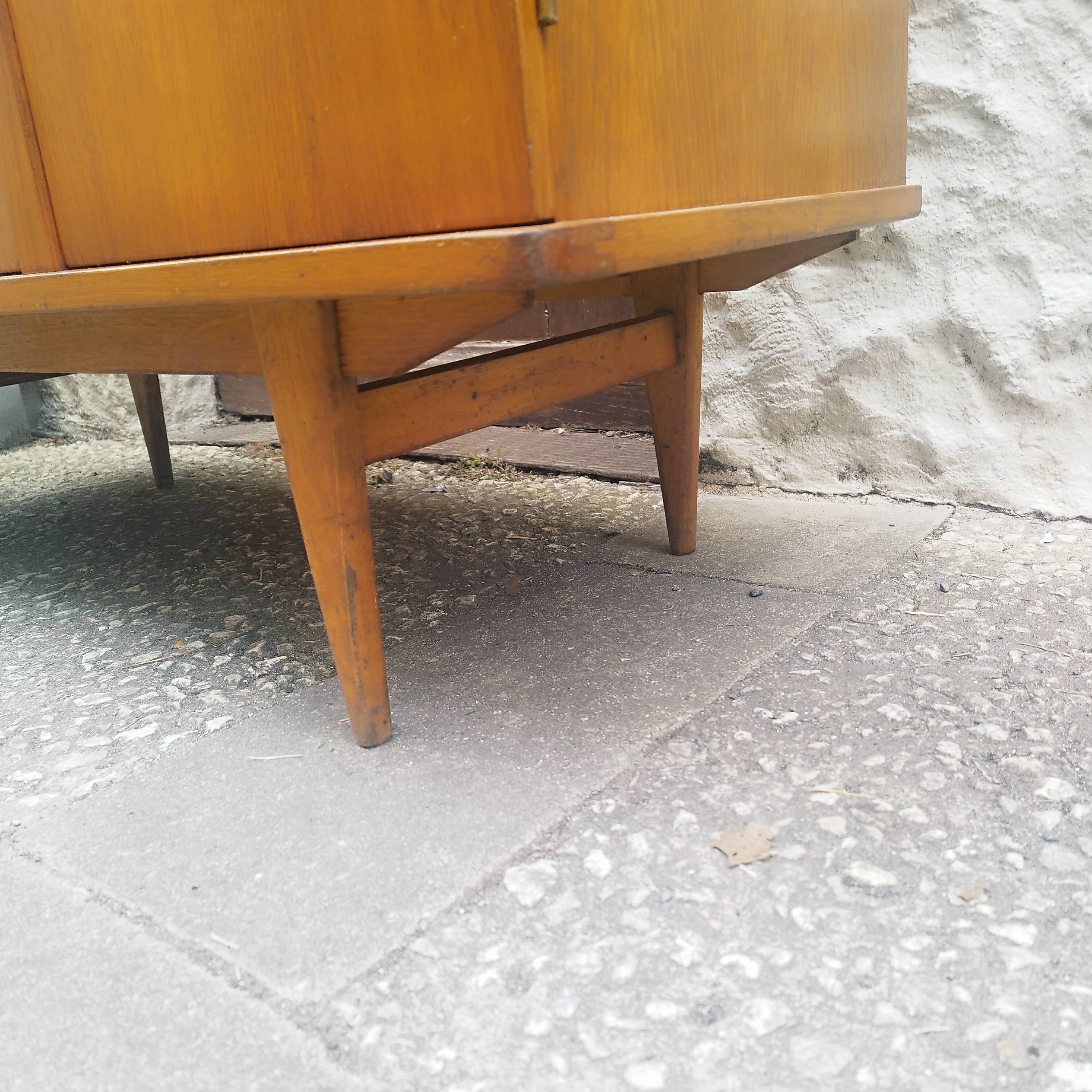 Commode vintage