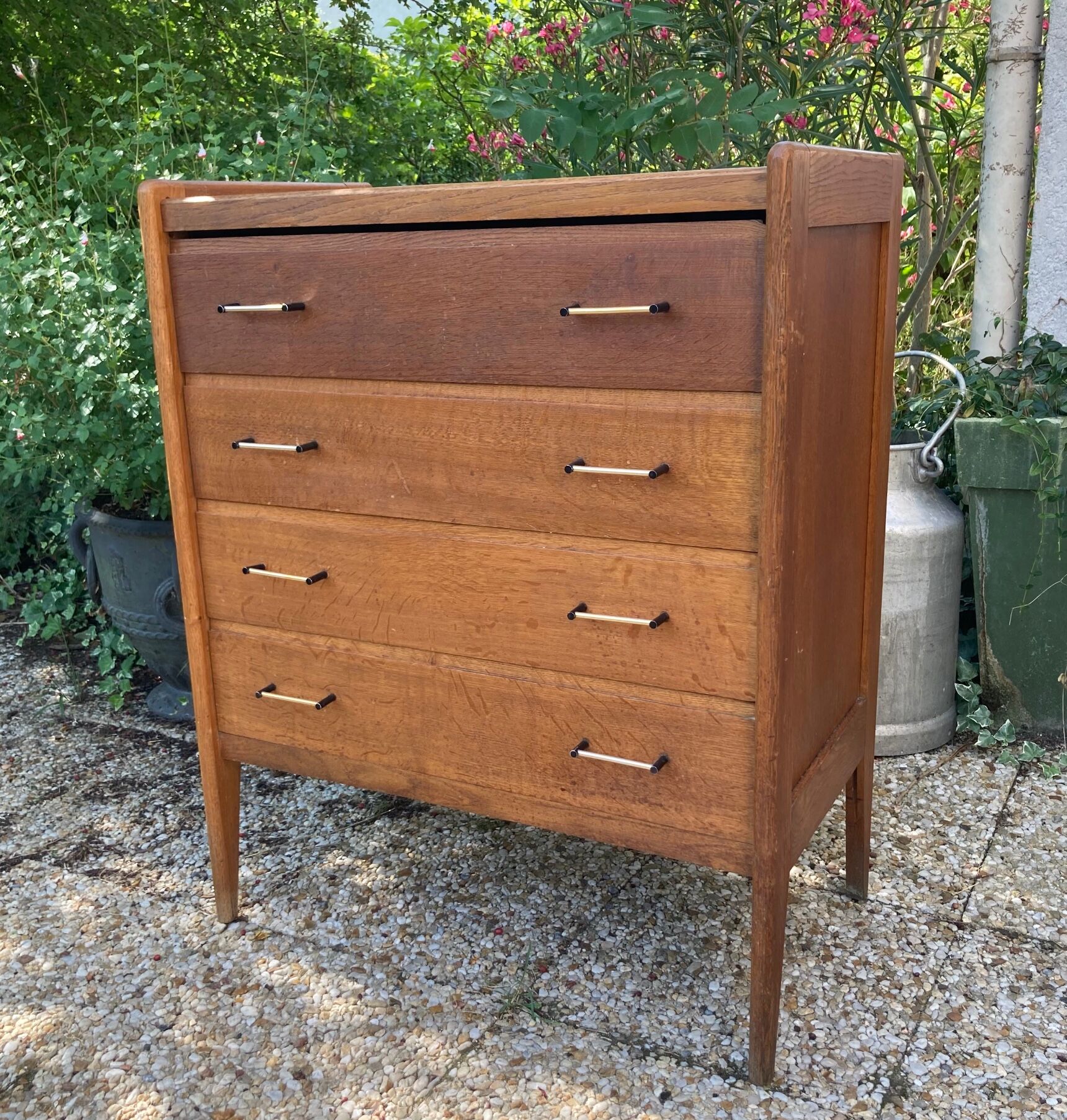 Vintage dresser compass feet