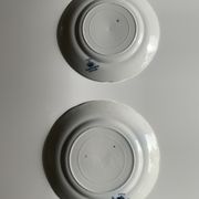 Deux assiettes porcelaine anglaise Johnson  Bros