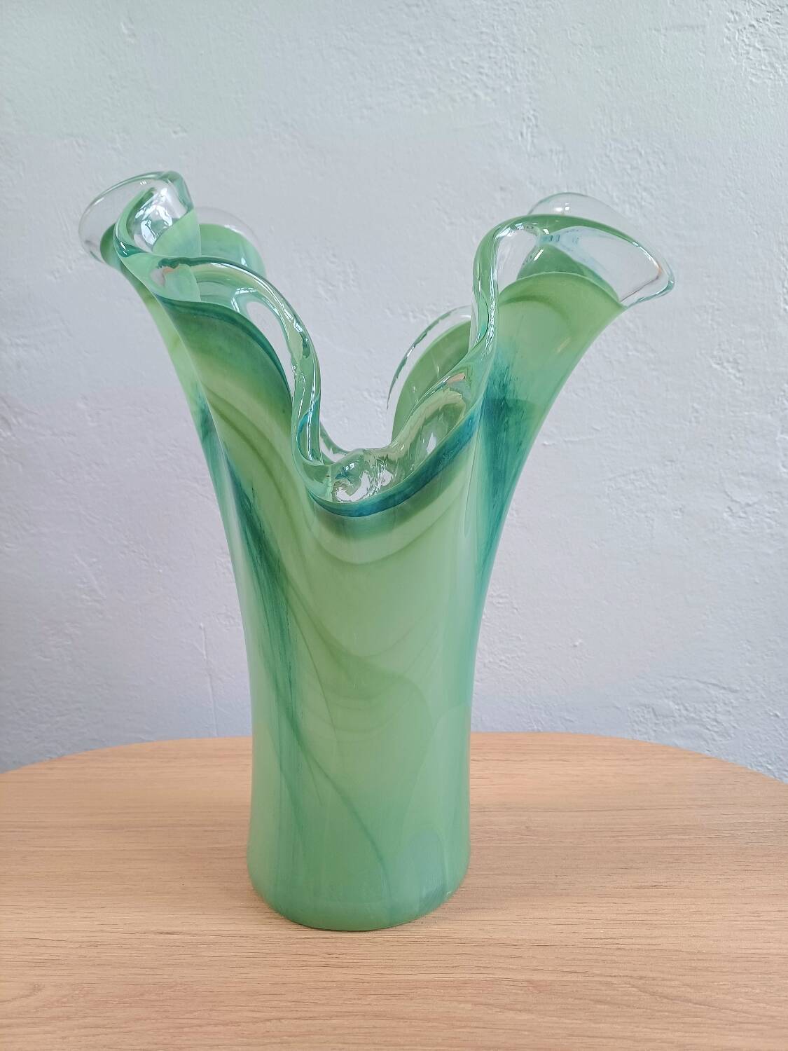 Vase en verre de Murano vert, Italie