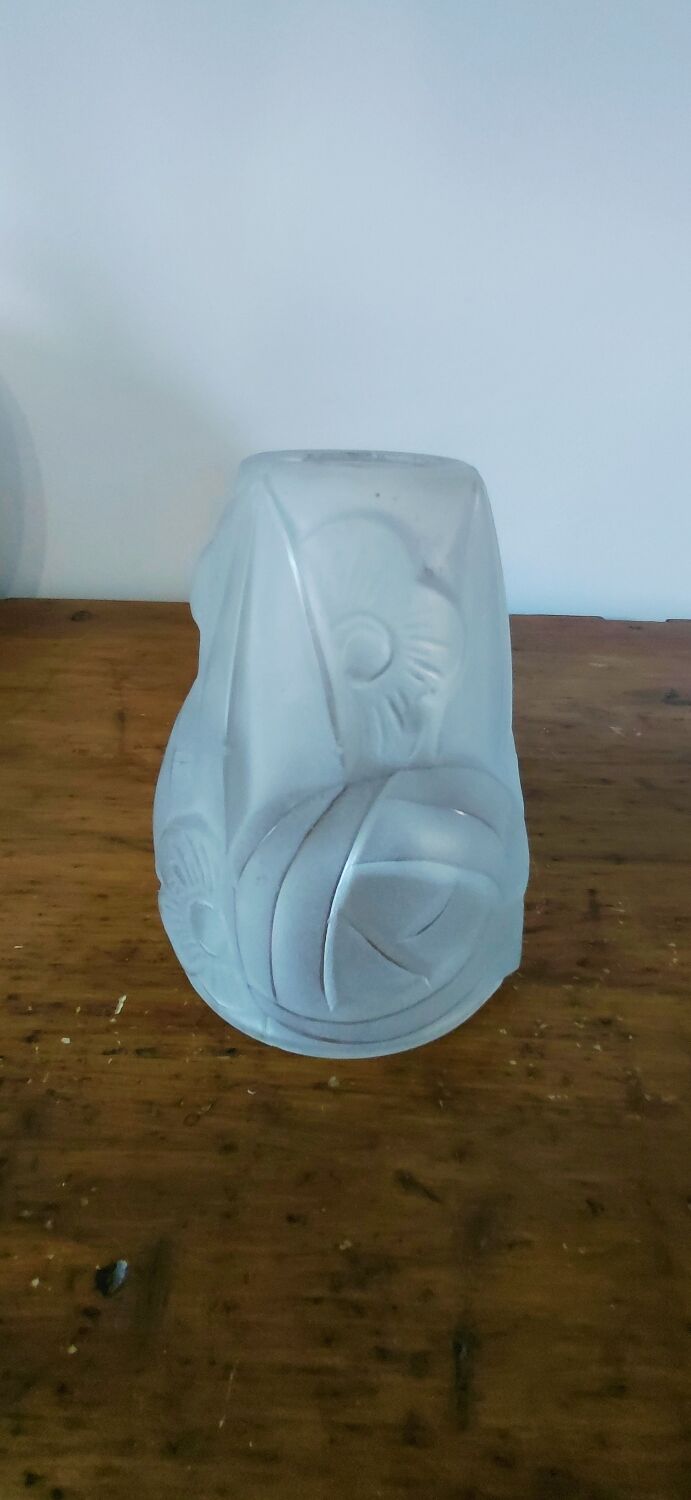 Set for Art Deco chandelier (1 cup, 3 globes)