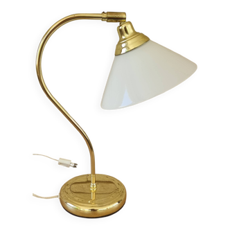 Articulated brass and opaline lamp.