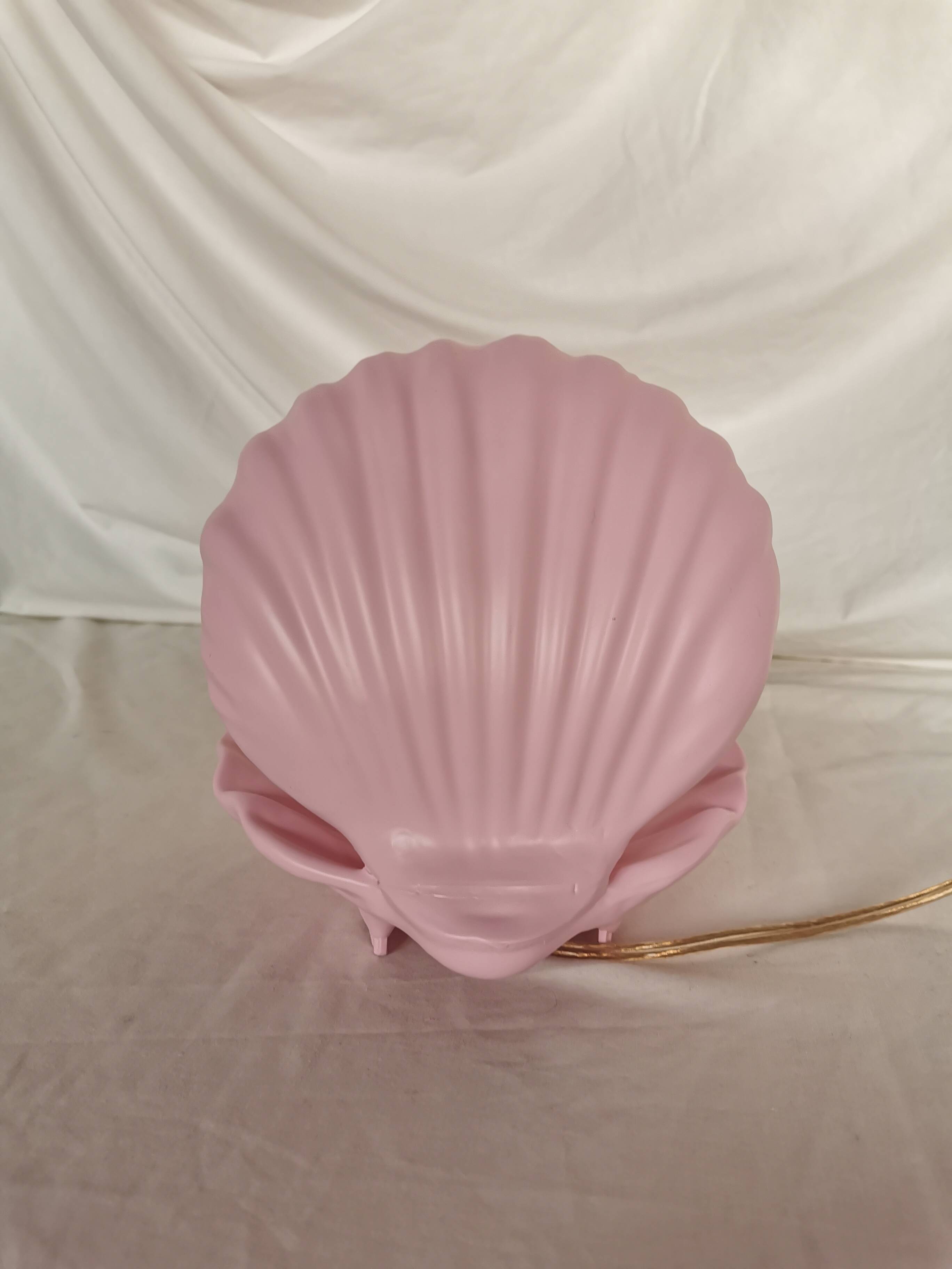 Pink shell and opaline pearl lamp, Saint-Jacques, France, 1970