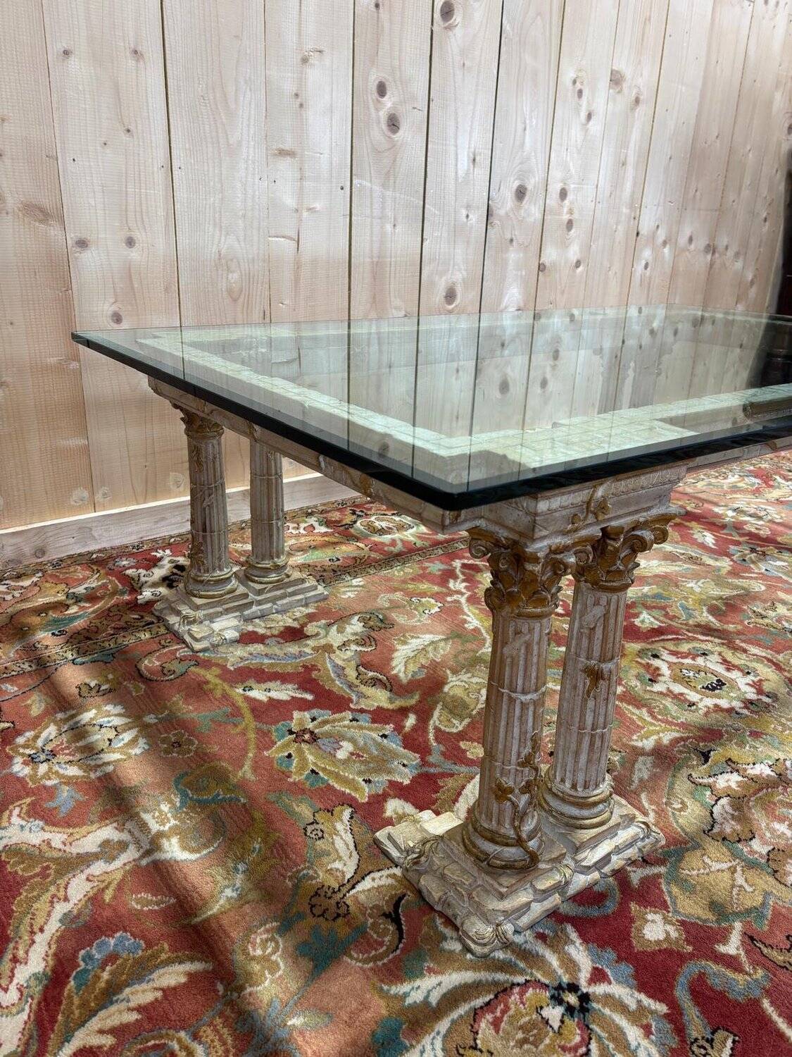 Coffee table with Corinthian columns and glass top