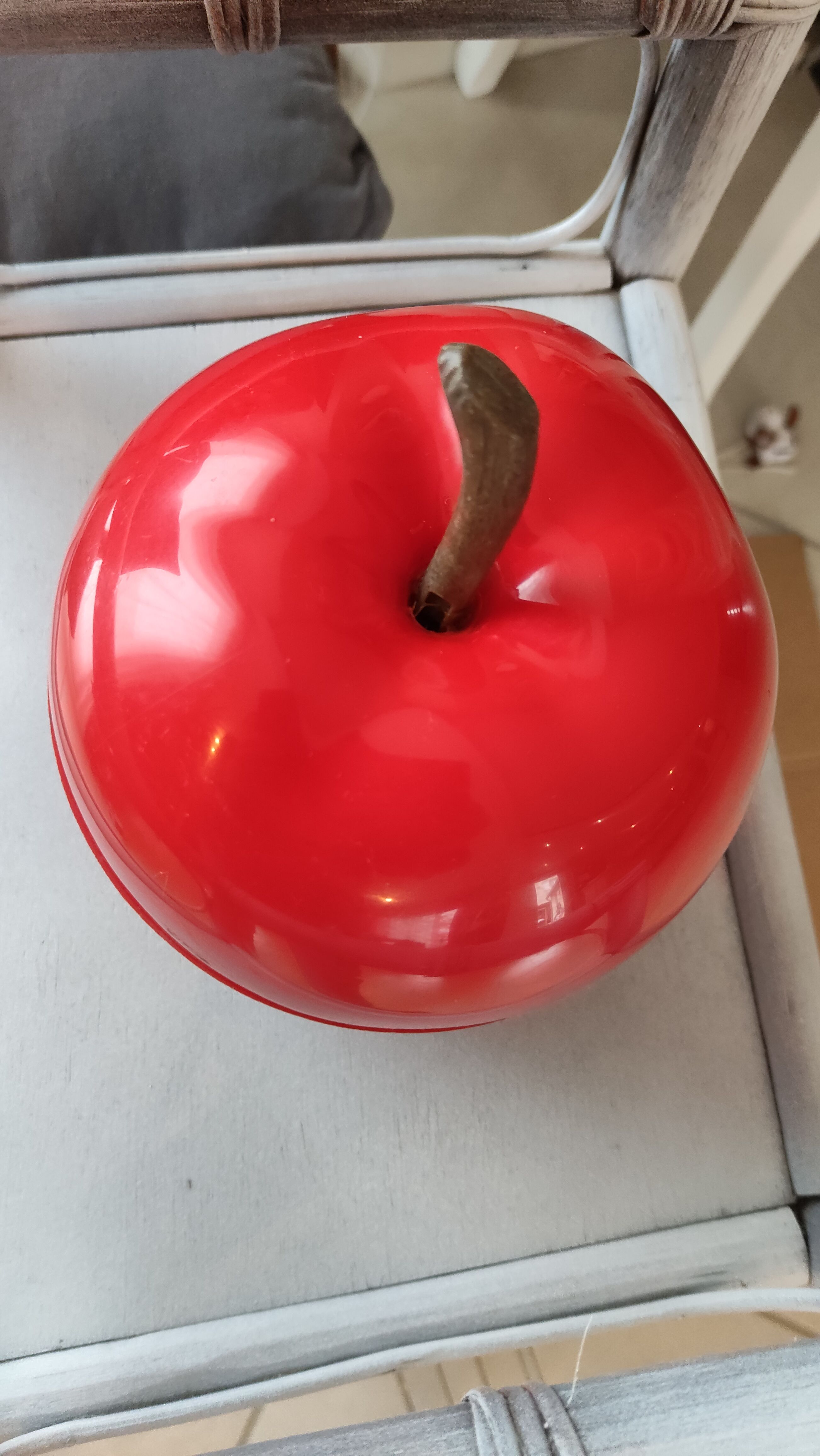 Vintage apple-shaped ice bucket