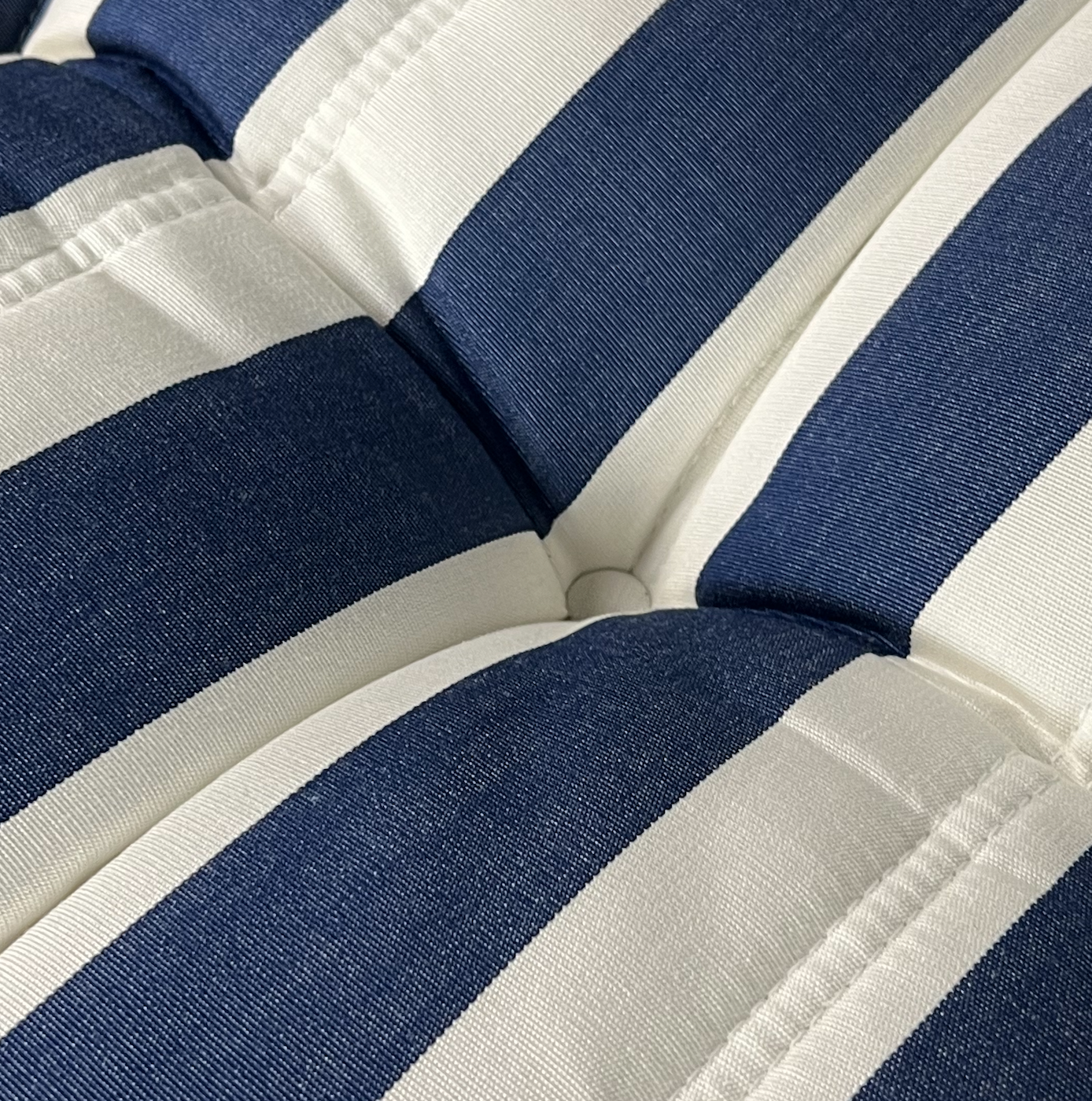 Sofa 2 places "Togo" by Michel Ducaroy, 1973