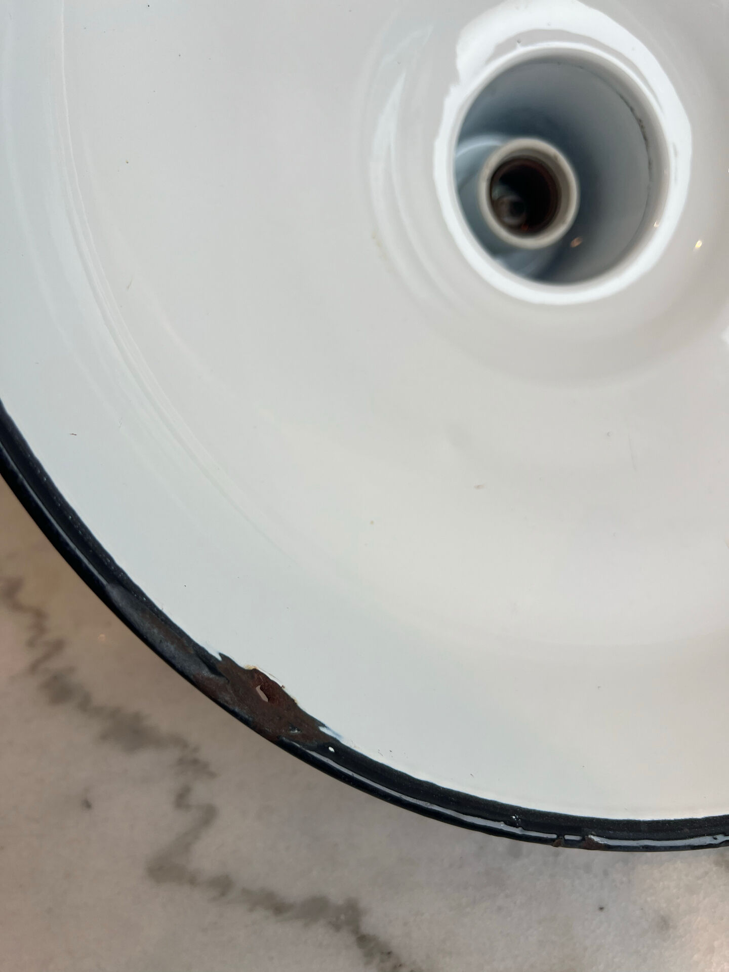 Industrial suspension in black enamelled sheet metal - workshop lampshade