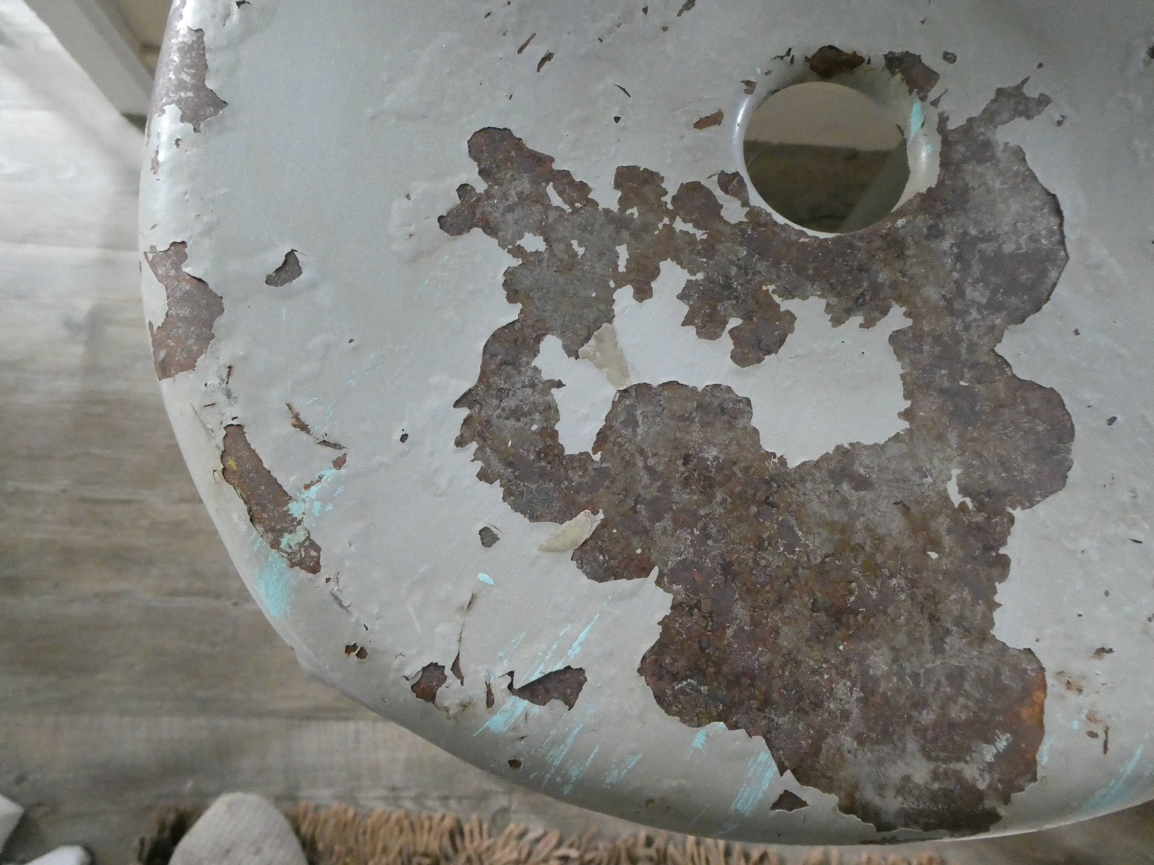 Nicolle workshop high stool in gray metal