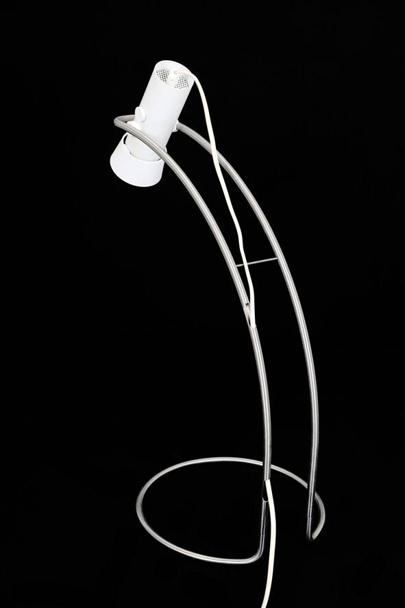 Nordisk Solar Compagni / Knud Holscher “Stringline” desk / table lamp / Danish postmodern design / 1980s