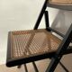 Chaise pliante cannée des années 80