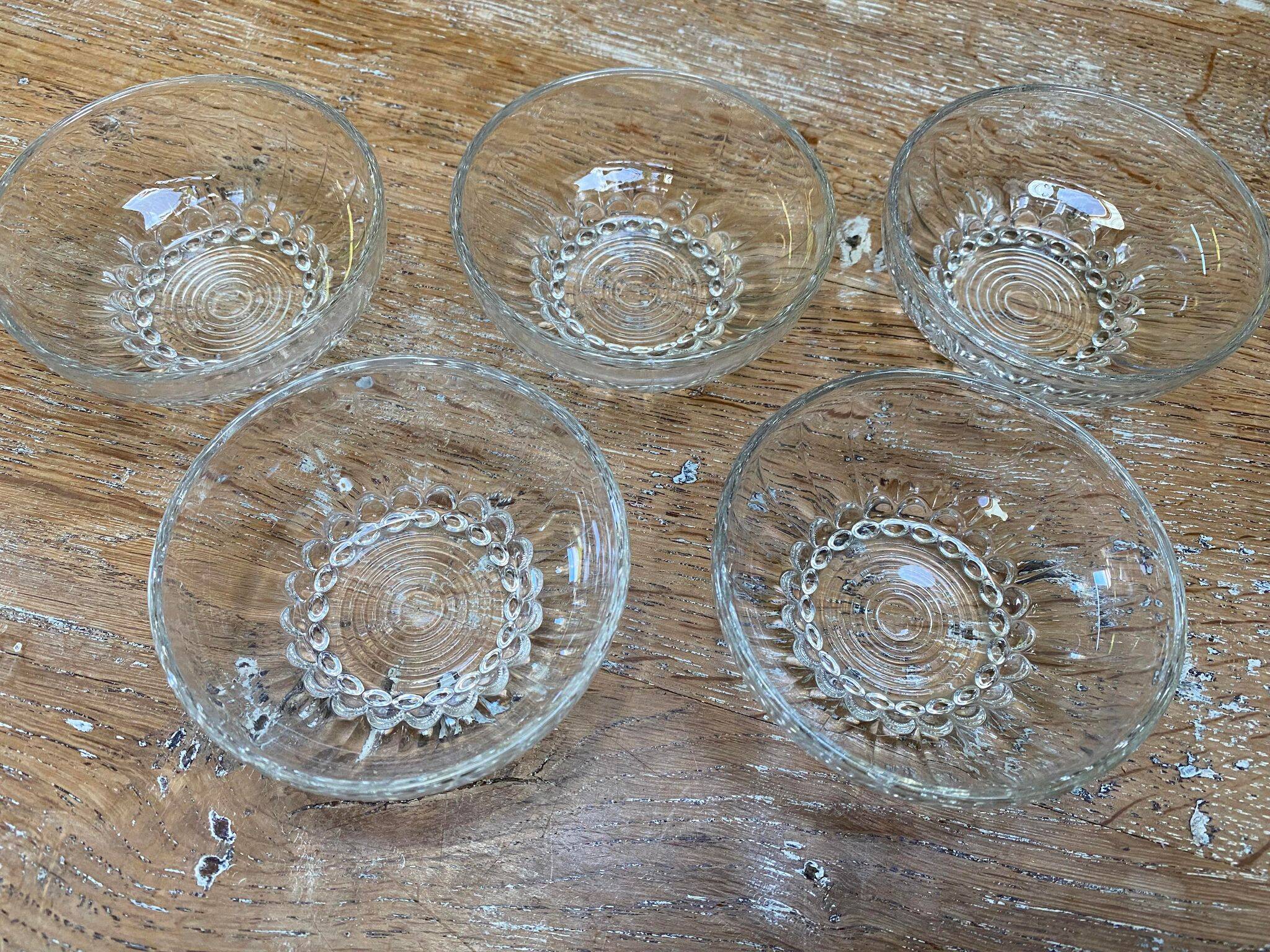 5 glass dessert bowls