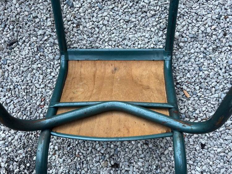 Set of 10 Mullca chairs