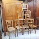 Un lot de 7 chaises