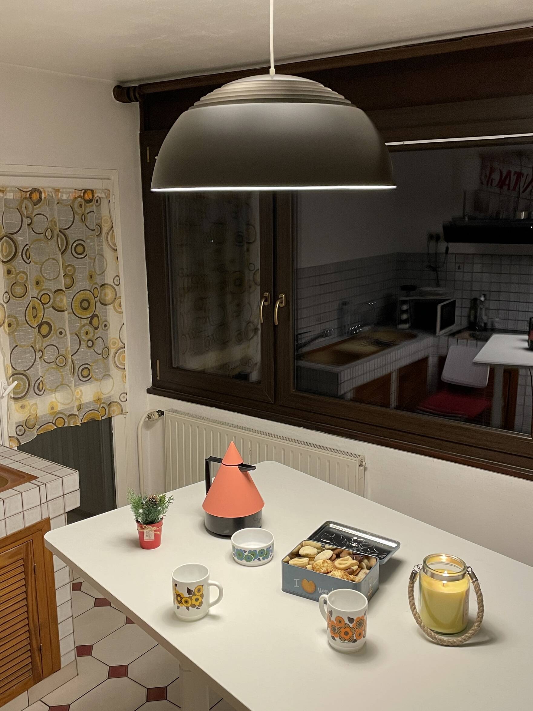 AJ Royal pendant lamp by Arne Jacobsen by Louis Poulsen