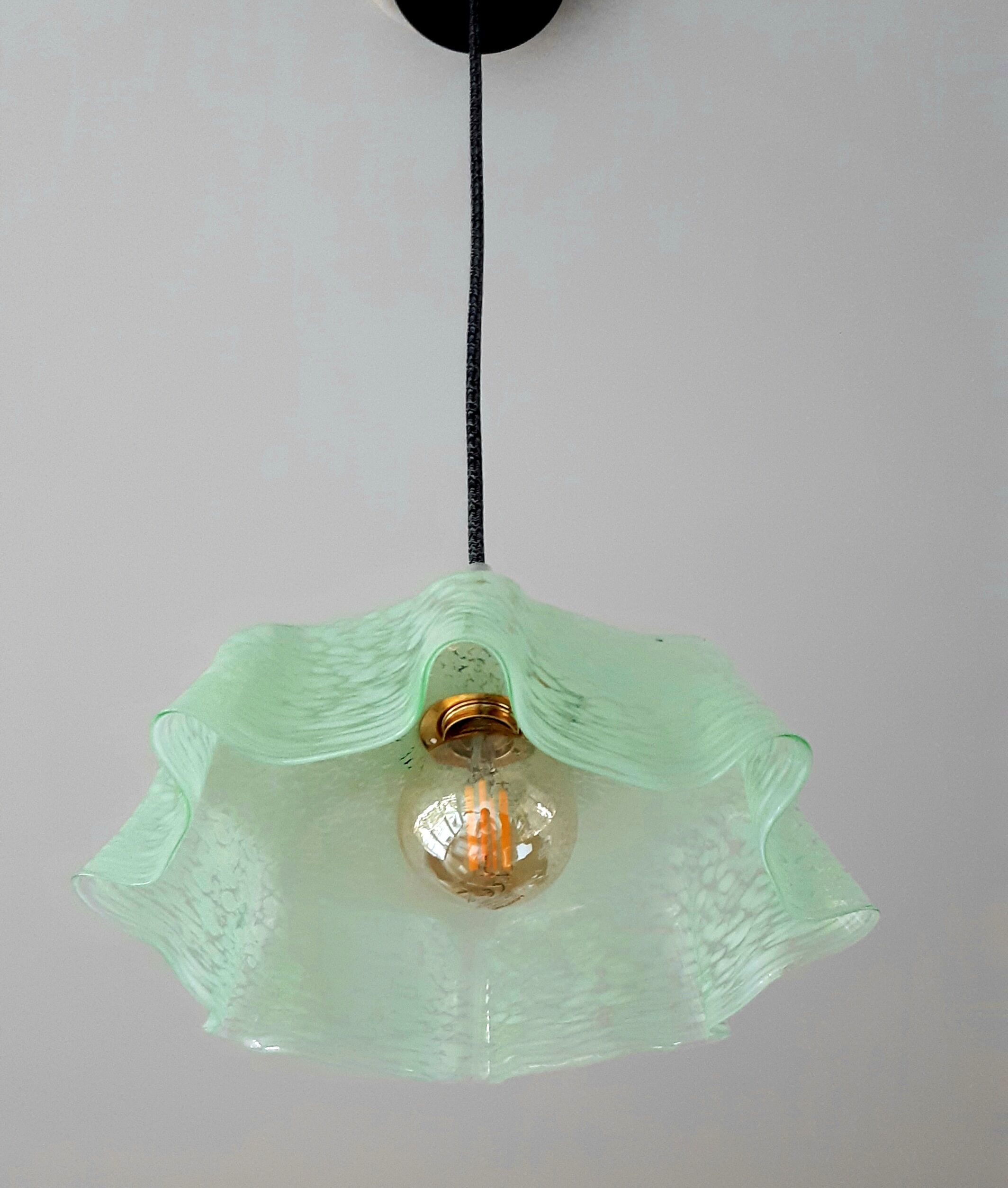 Suspension verre de Clichy