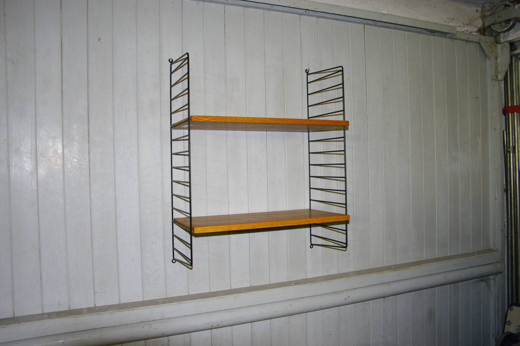 VINTAGE SHELF IN NISSE STRINNING PINE