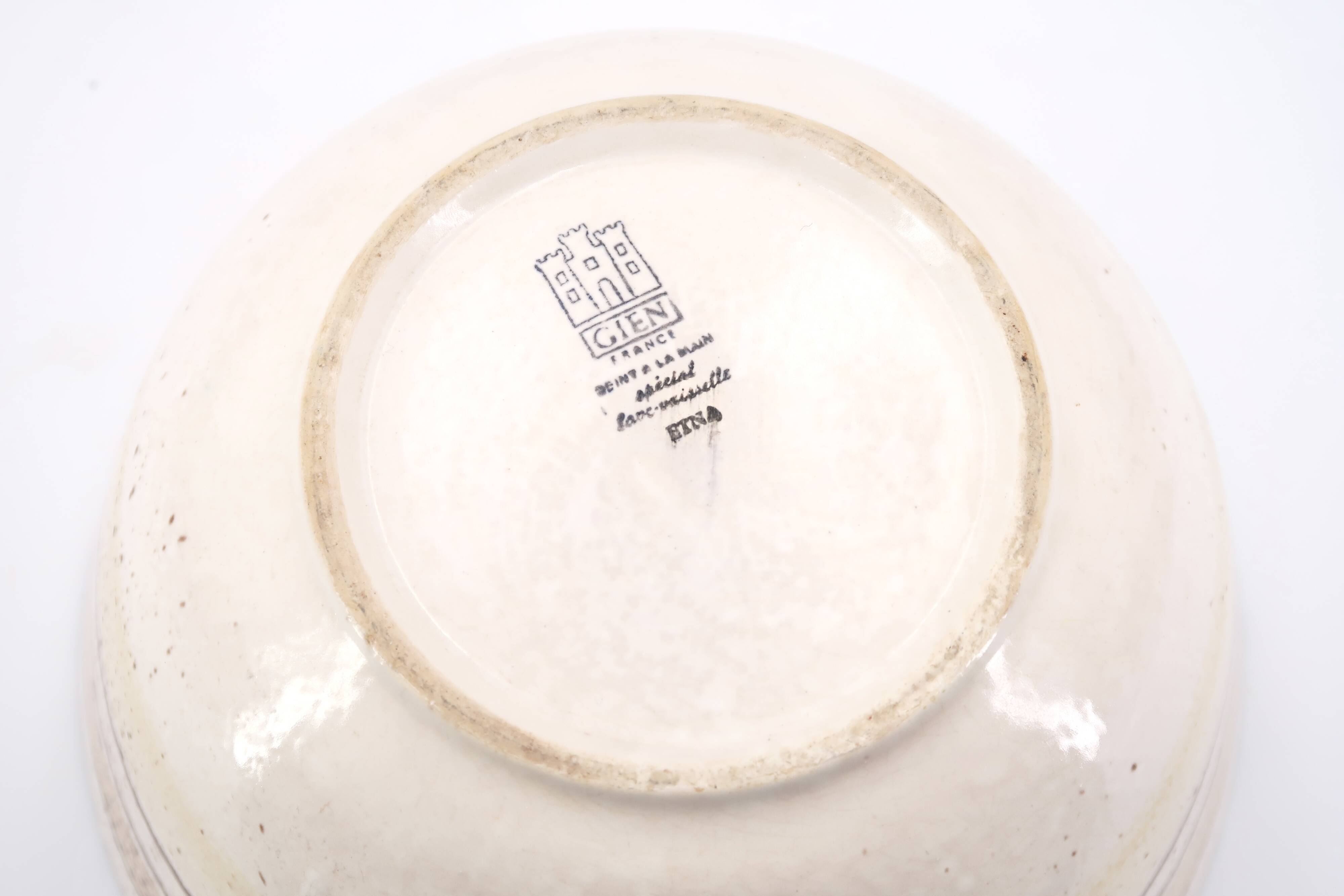 Gien earthenware salad bowl, Etna model, 1970s