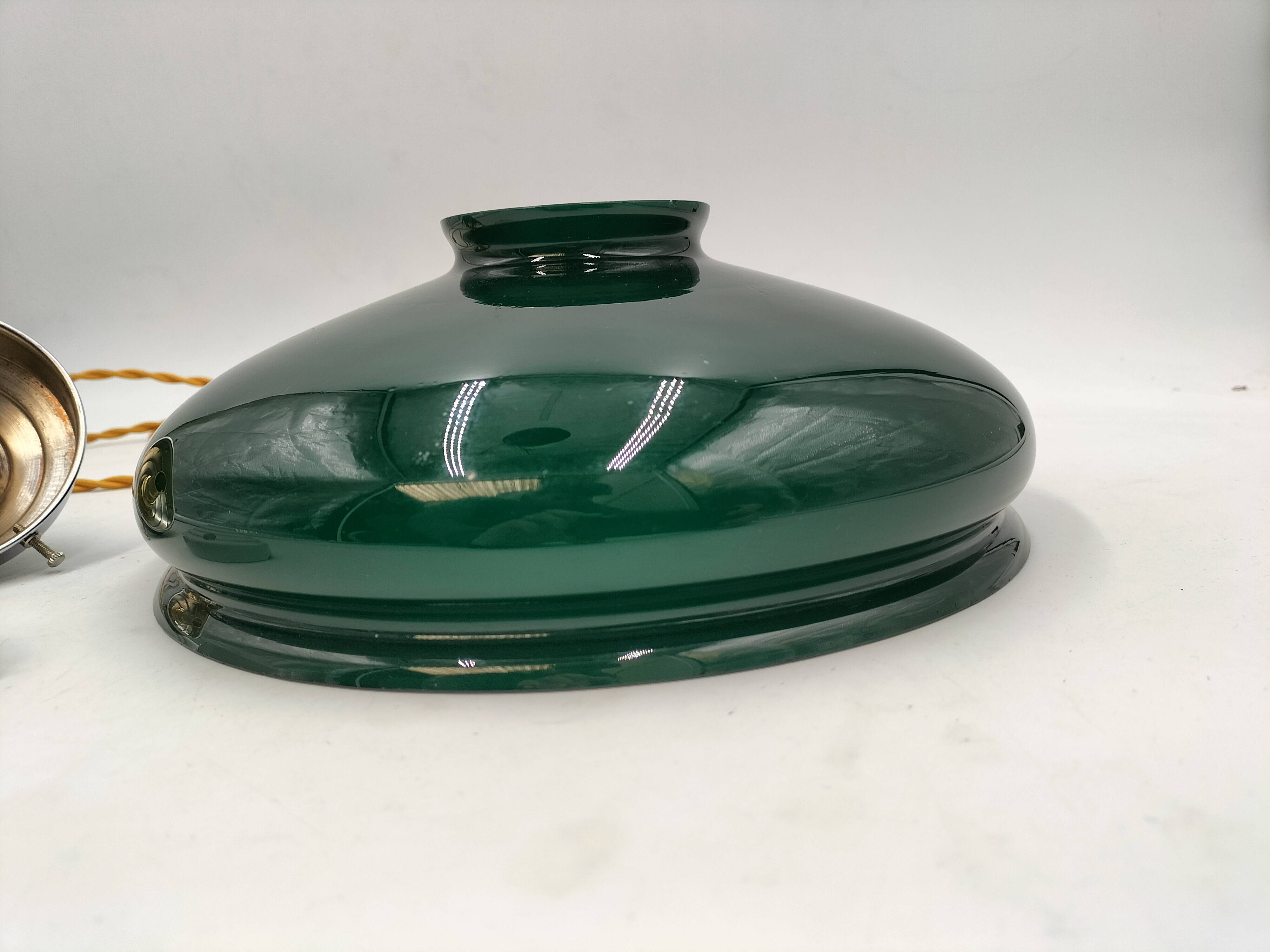 Green opaline suspension