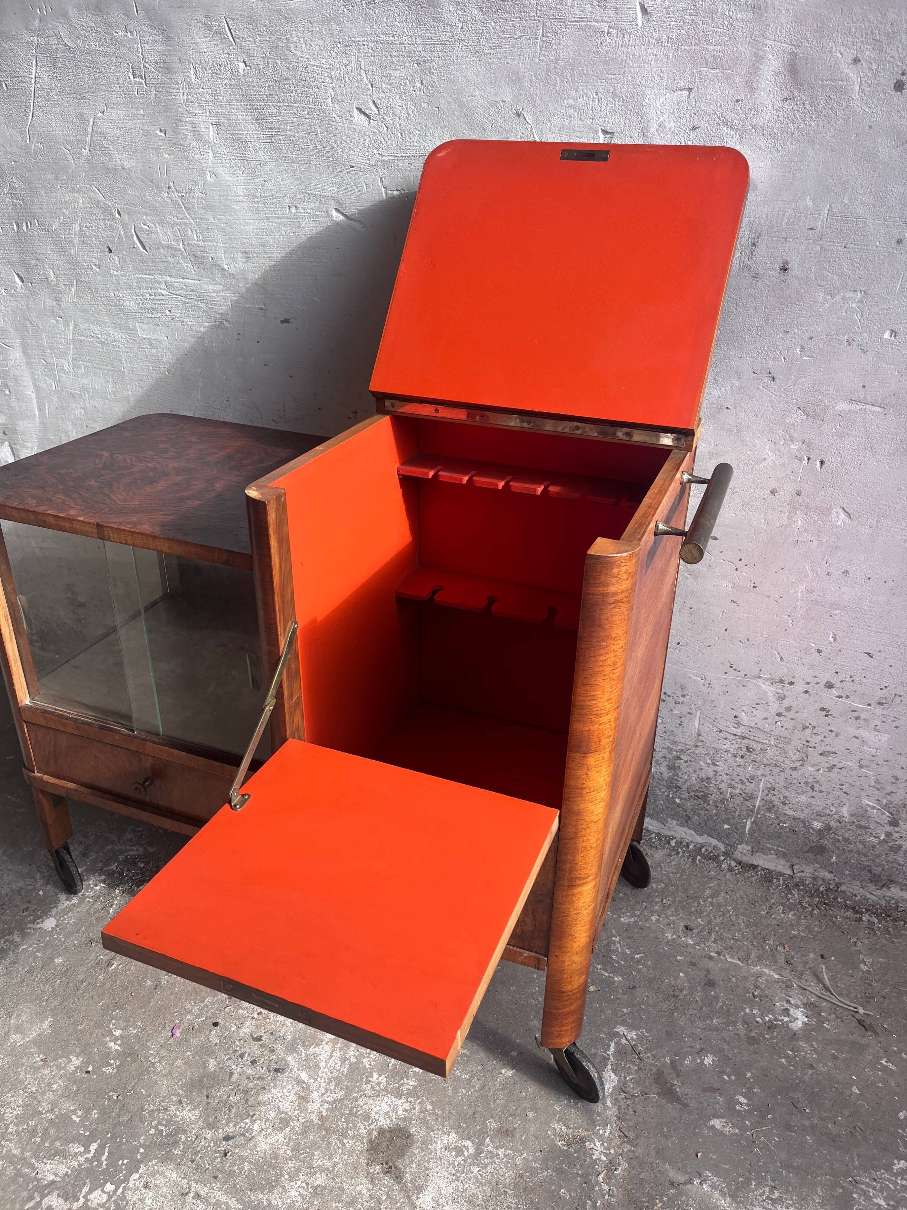 Desserte de bar Art déco en noyer, circa 1930s