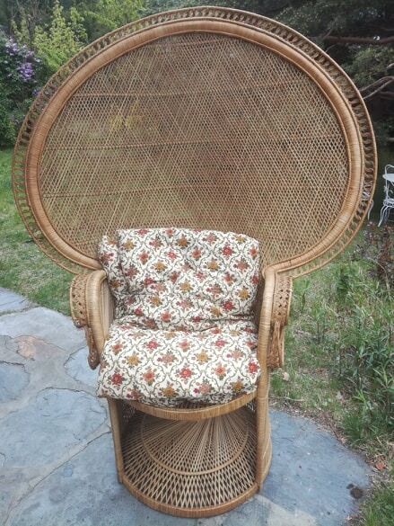 Fauteuil Emmanuelle en rotin années 50