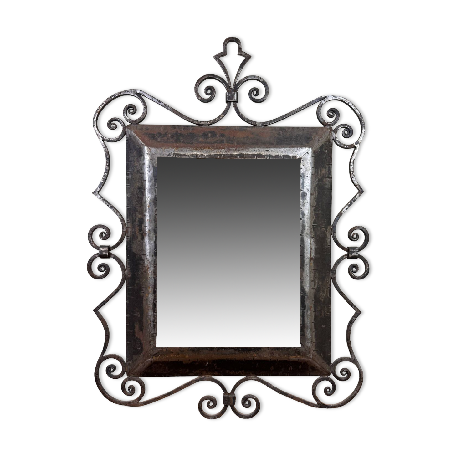 menu frame for restaurant in hammered iron period 1930-1940