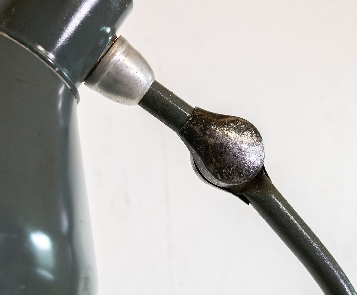 Jumo GS1 workshop lamp