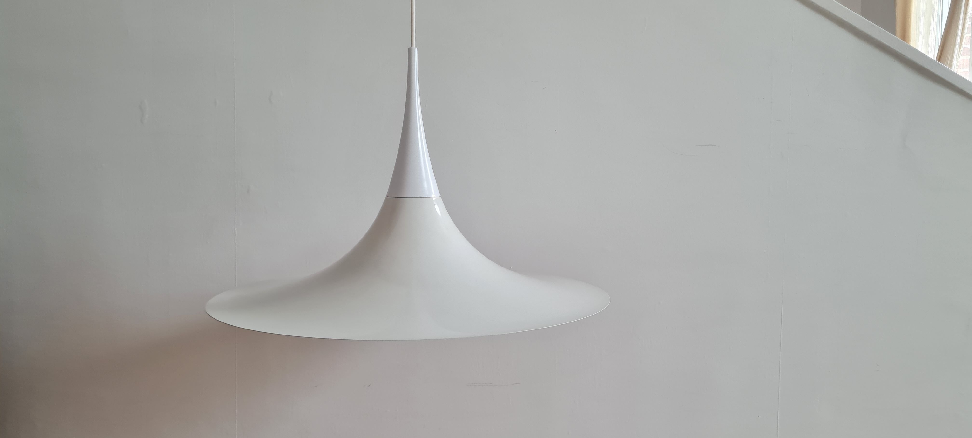 Scandinavian pendant lamp by Vrieland Design