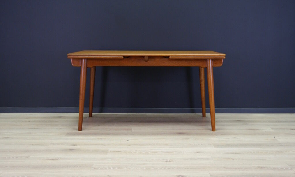 Wooden table, model AT-312, Danish design, 1960s, designer: Hans J. Wegner