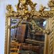 Miroir avec un ange en bois doré et stuc 166x61cm