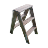 Double wooden stepladder