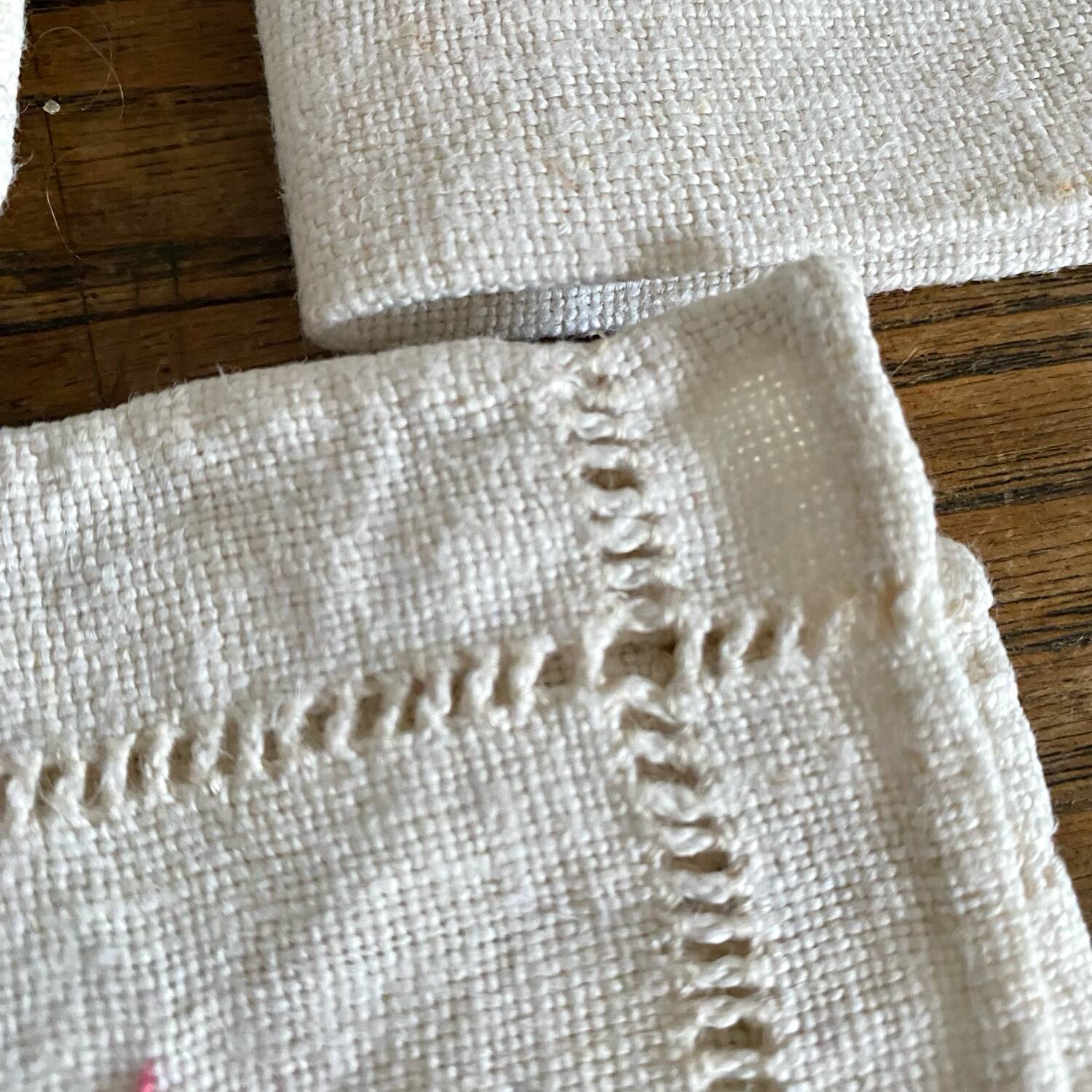 Embroidered linen square napkins