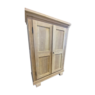 Fir cabinet