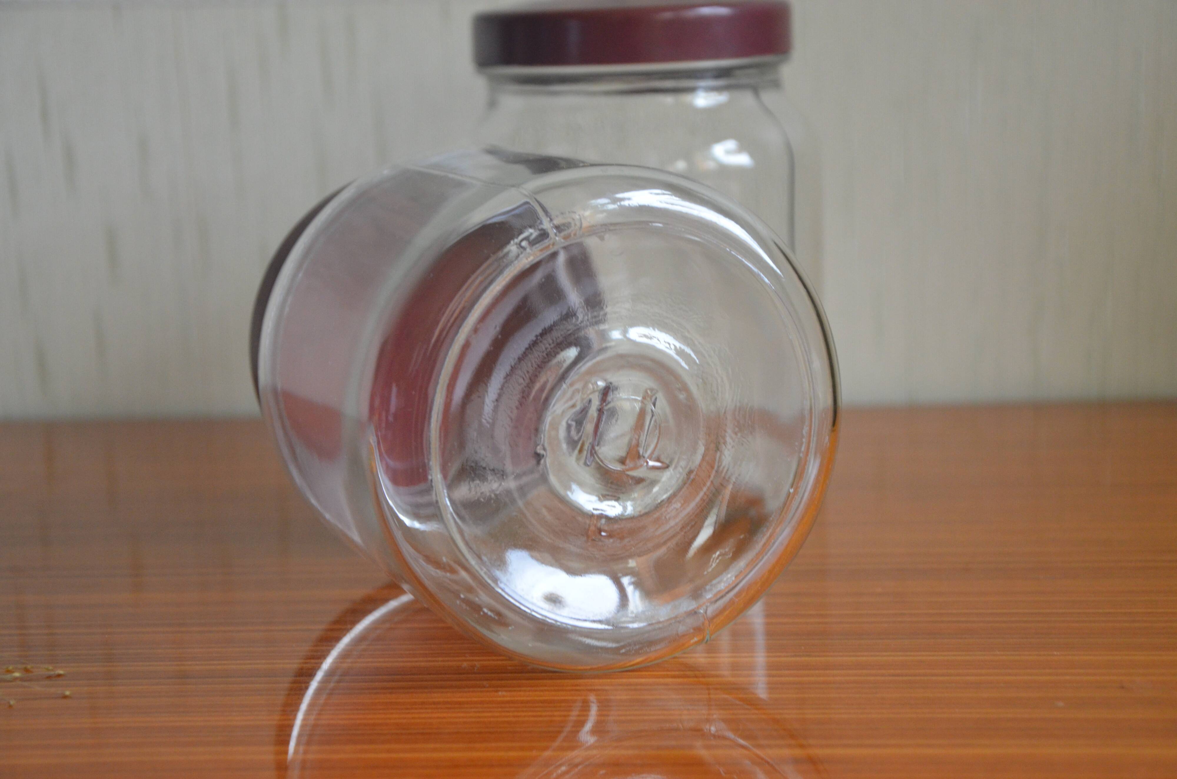 Glass jar, Bakelite lid