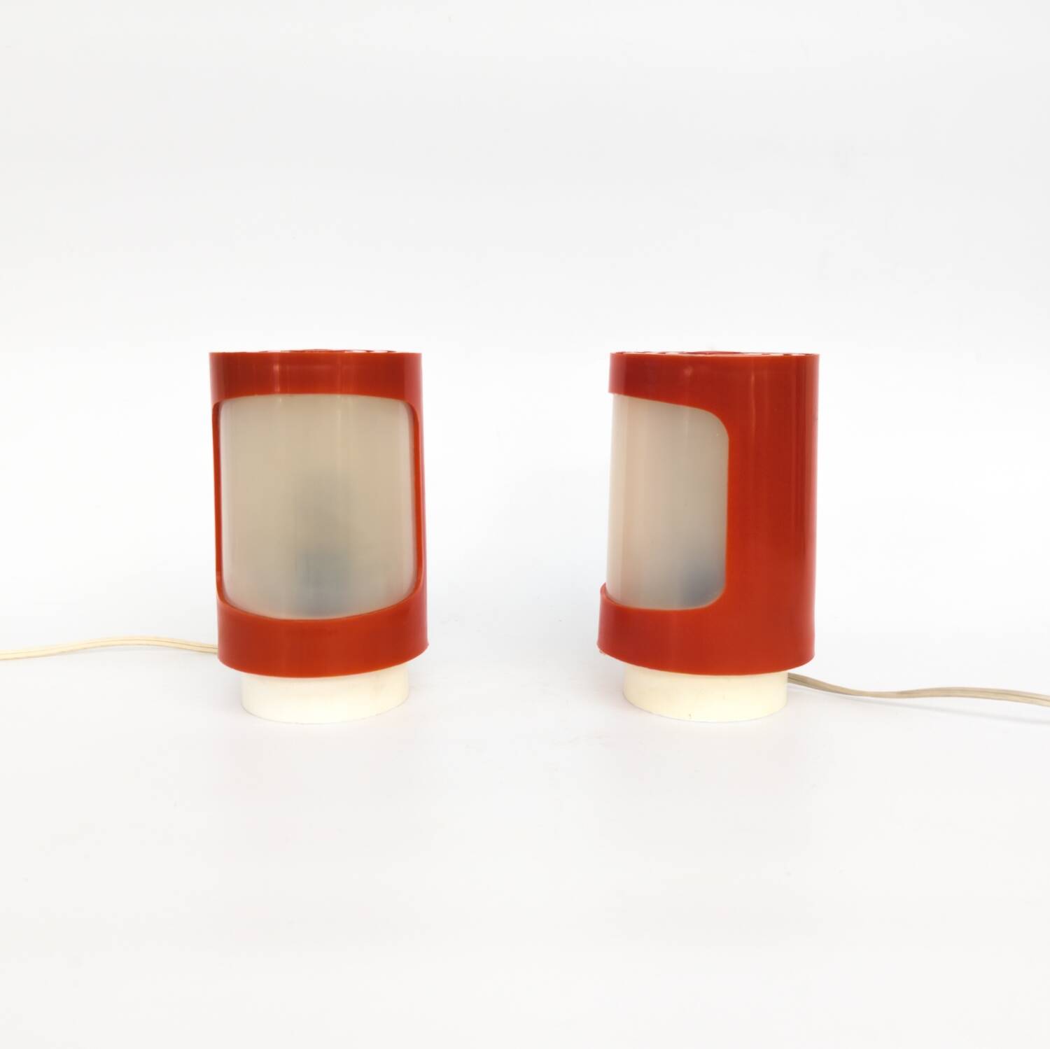 Pair of space age red plastic table lamps by Elektrosvit, 1960s