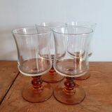 4 glasses on feet