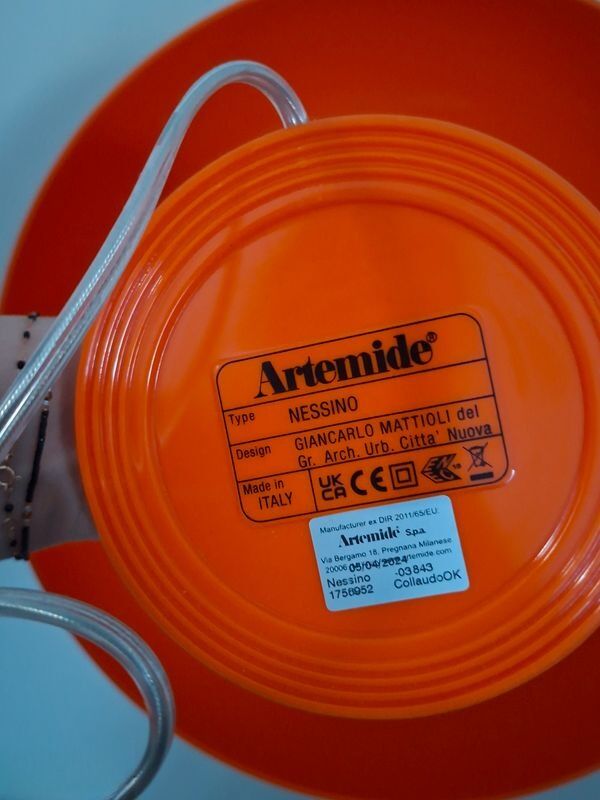 Lampe Artemide Nessino