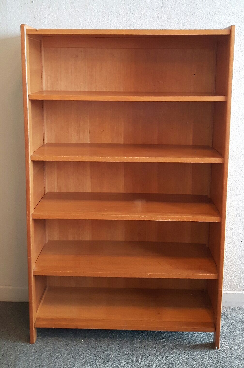 Bibliothèque des années 50