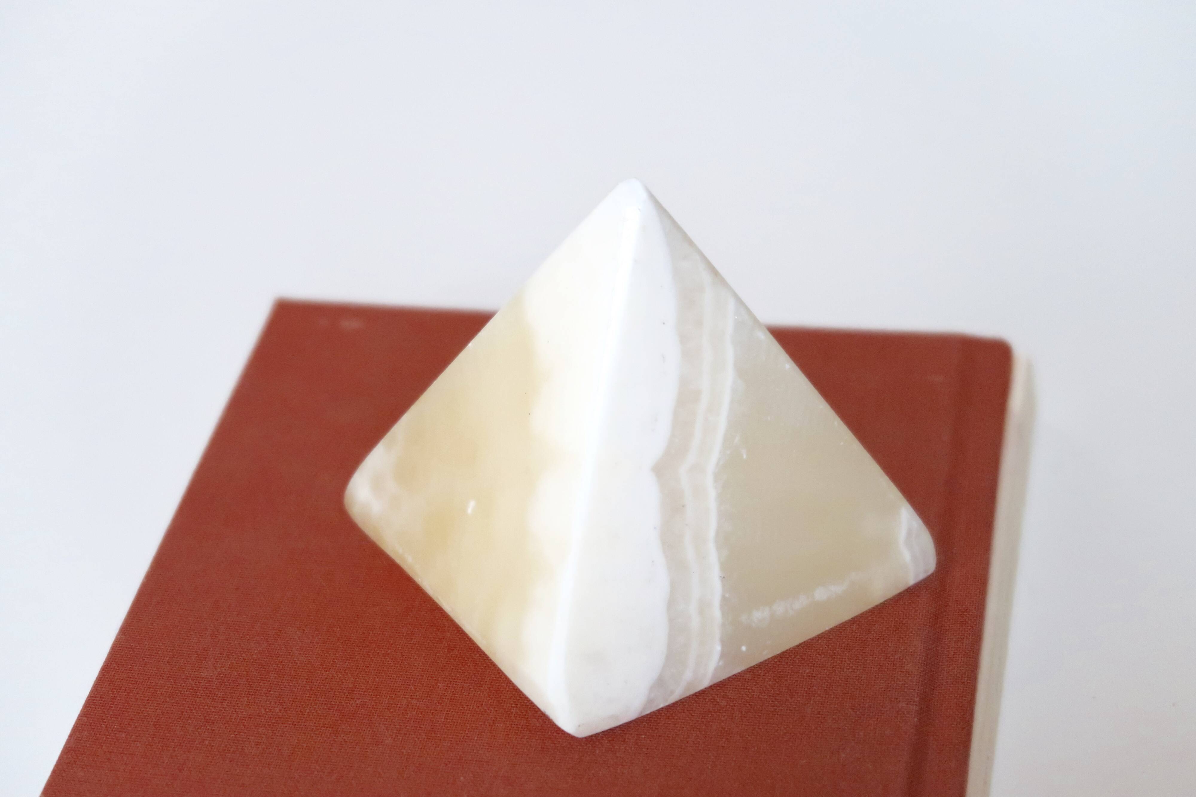 Alabaster pyramid press, 70s